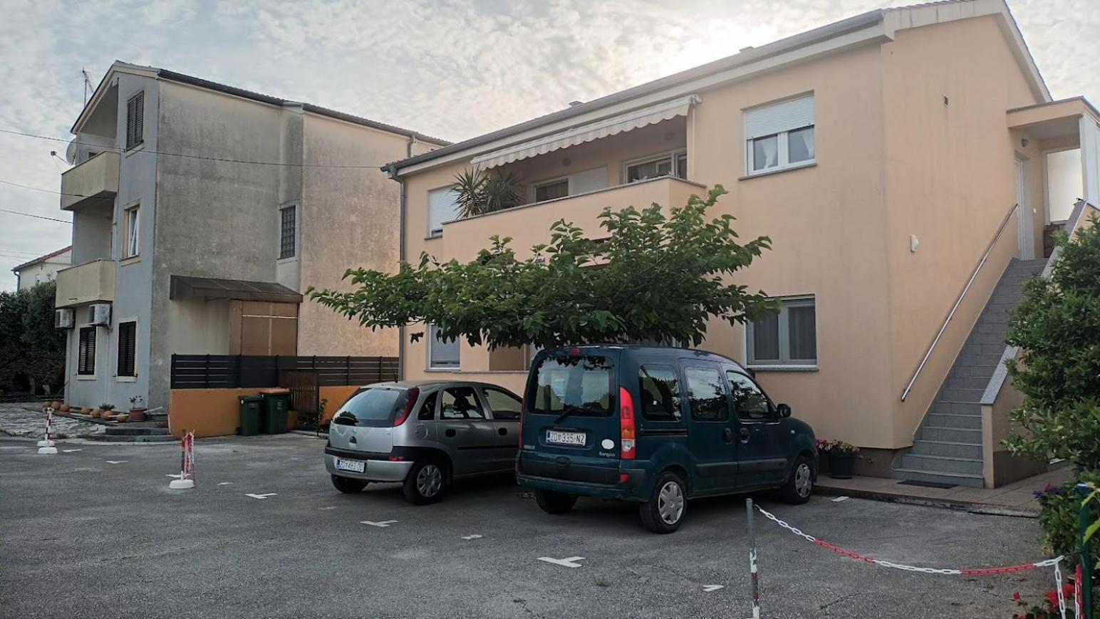 Apartment Marelja - Private Parking And Balcony Zadar Exterior photo